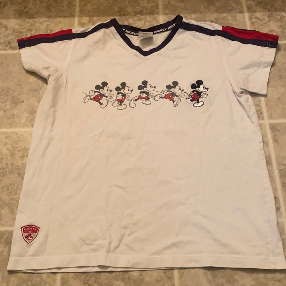 Vintage Mickey Tee. Size Large
